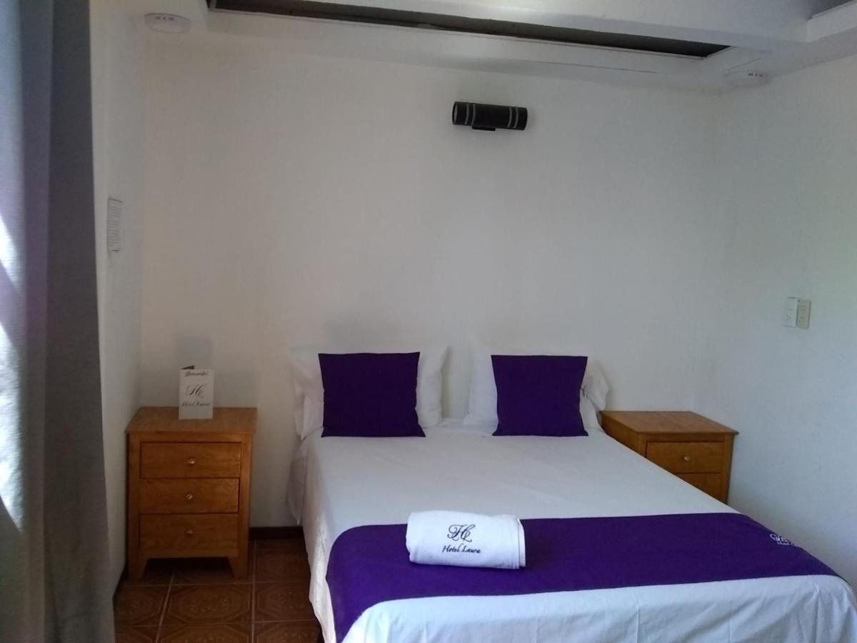 Hotel Posada Laura San Juan del Río Esterno foto